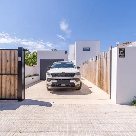 Contemporanea Con Piscina En - Hisp-288-65 Hébergement de vacances *