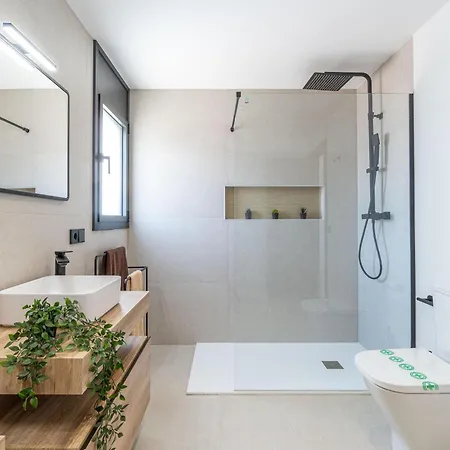 Contemporanea Con Piscina En - Hisp-288-65 Empuriabrava