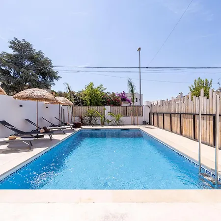Contemporanea Con Piscina En - Hisp-288-65 * Empuriabrava