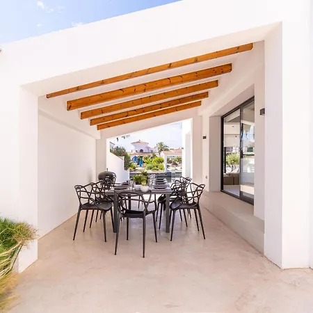 Contemporanea Con Piscina En - Hisp-288-65 Empuriabrava